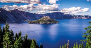 Crater Lake National Park, 8669ffxb9, Best Winter Vacations in The US